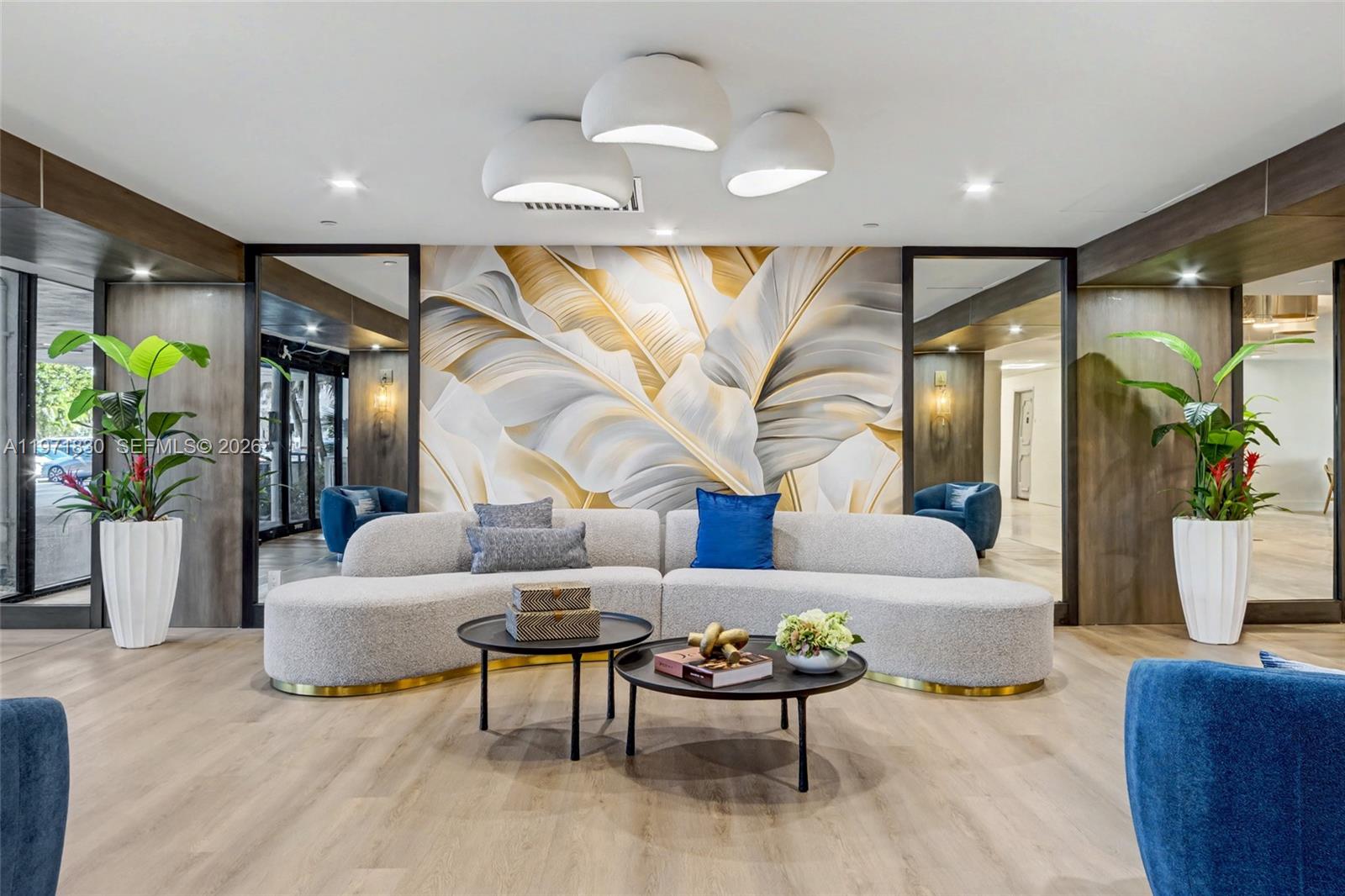 HILLCREST EAST NO 24 COND - Residential