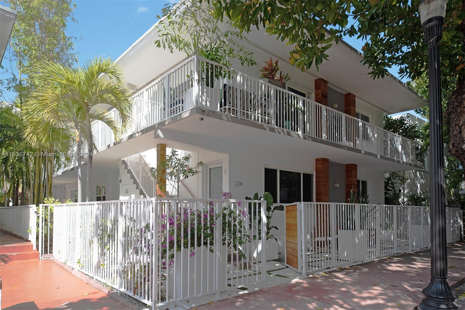 Rental Property at 224 Meridian Ave 9, Miami Beach, Miami-Dade County, Florida - Bathrooms: 1  - $2,000 MO.