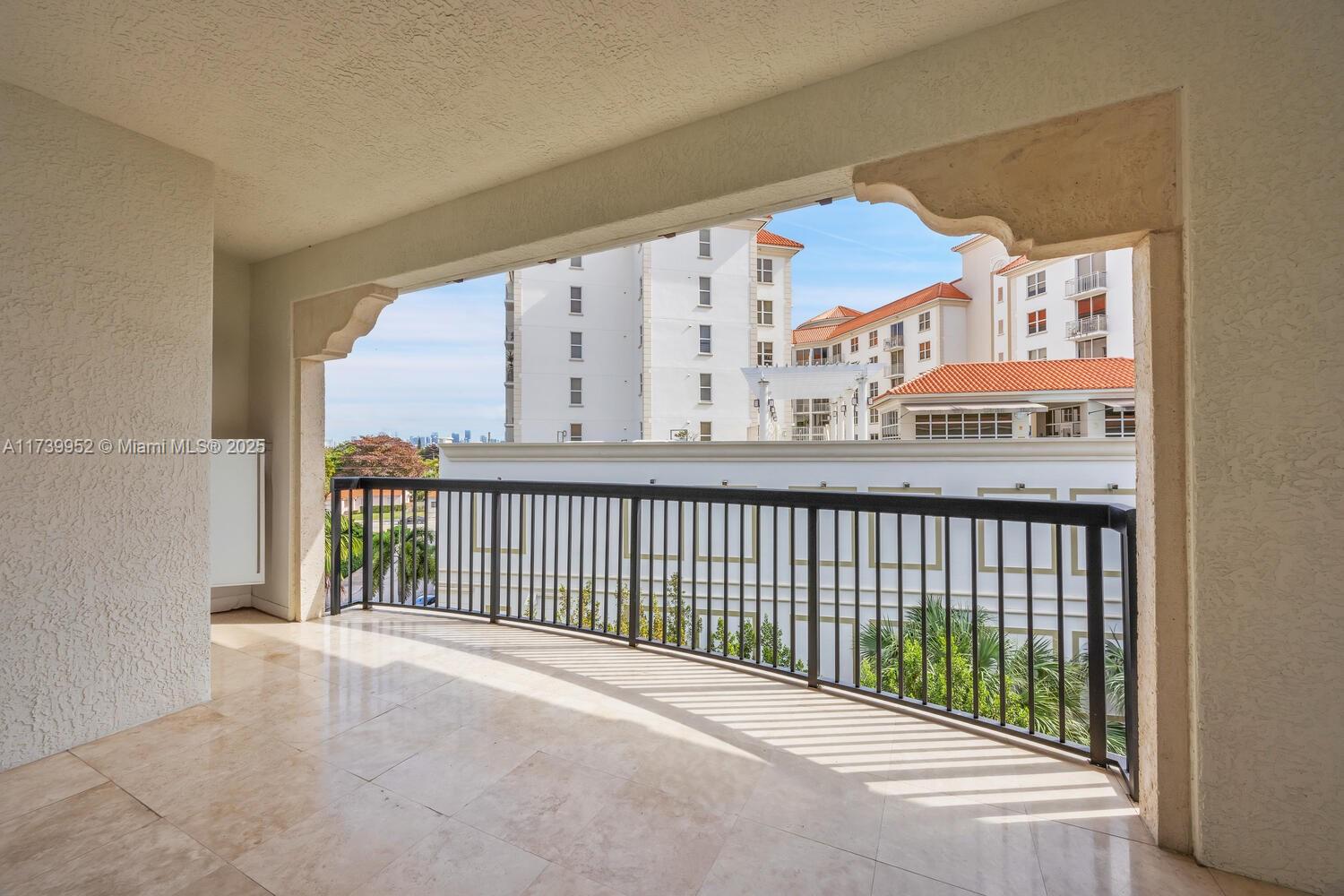 VILLA ALHAMBRA CONDO - Residential