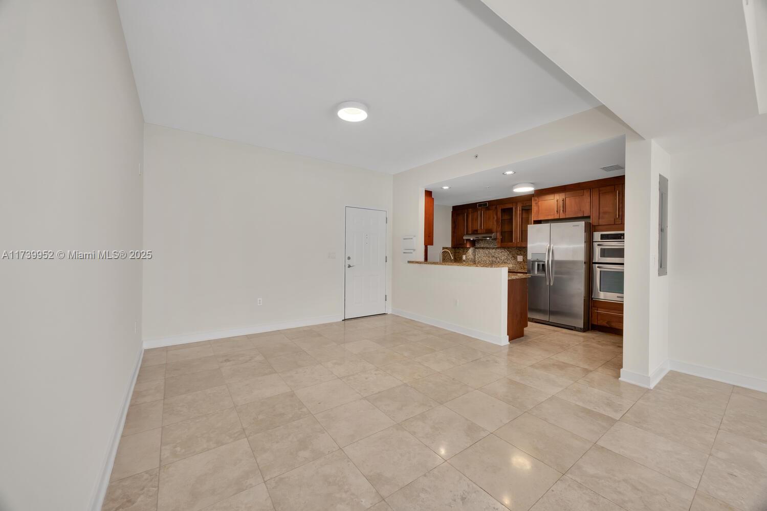 VILLA ALHAMBRA CONDO - Residential