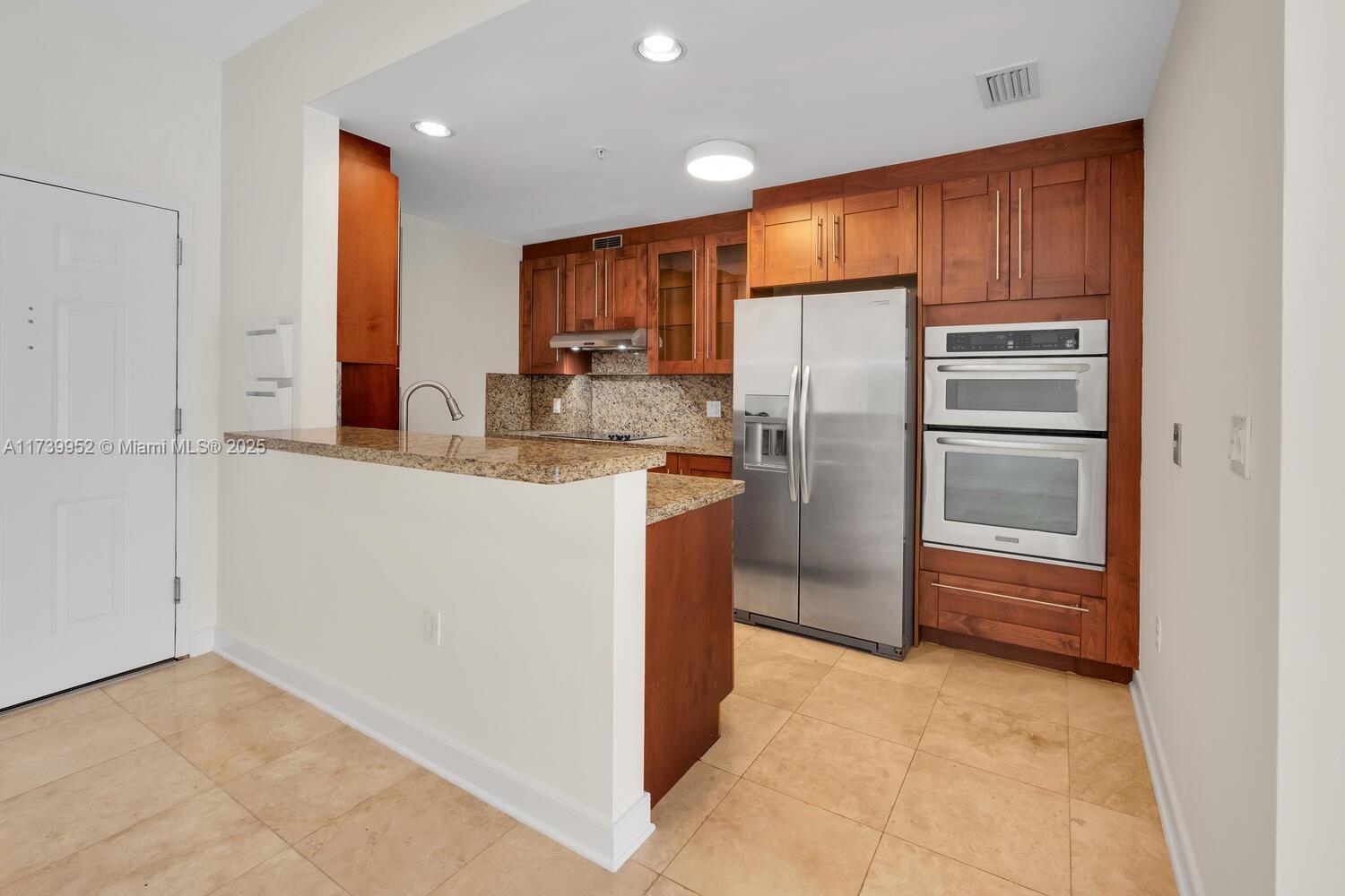 VILLA ALHAMBRA CONDO - Residential