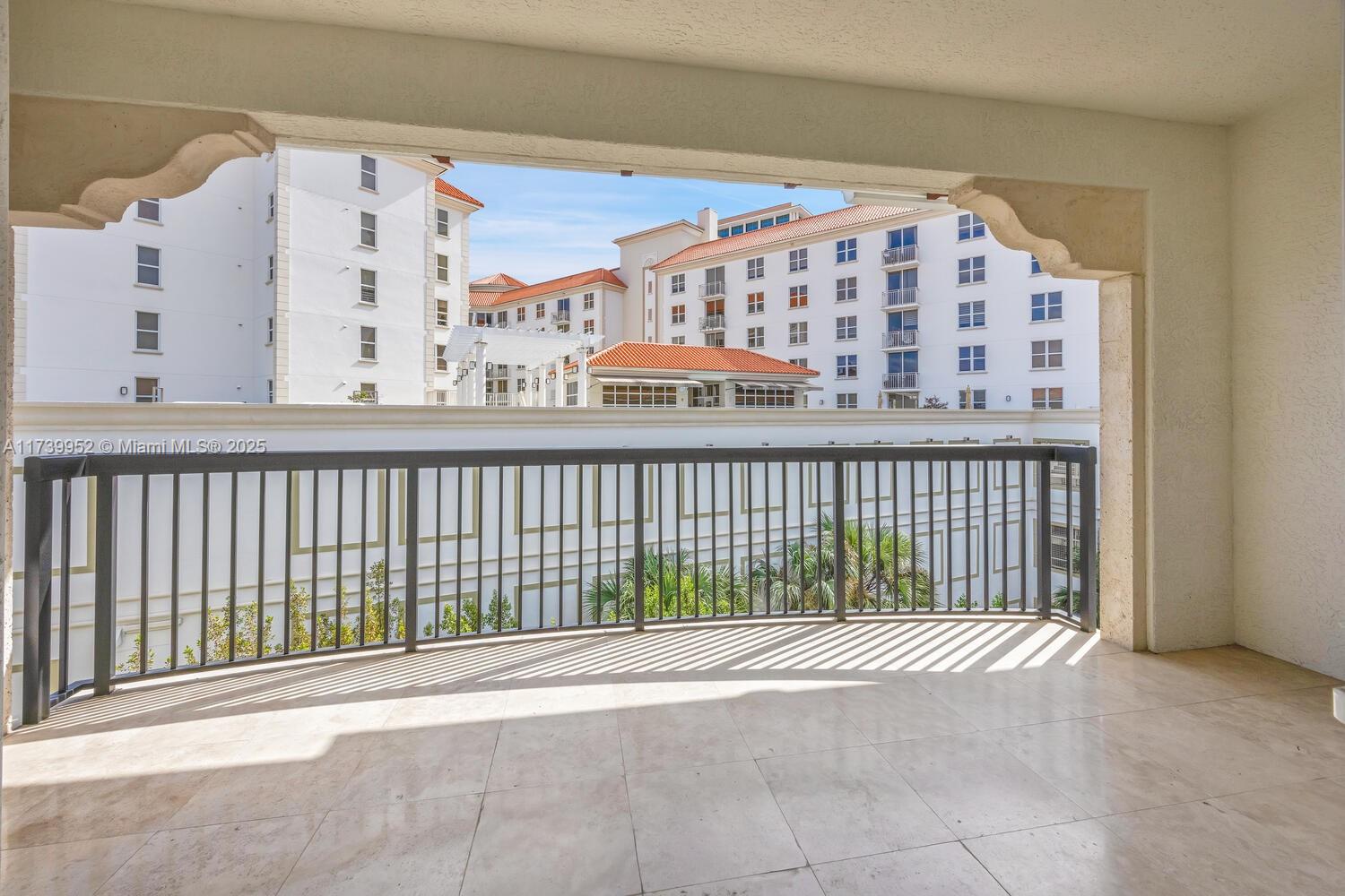 VILLA ALHAMBRA CONDO - Residential