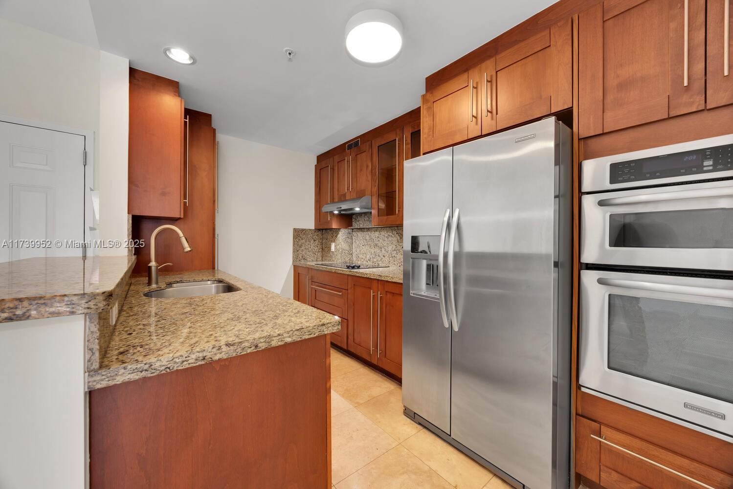 VILLA ALHAMBRA CONDO - Residential