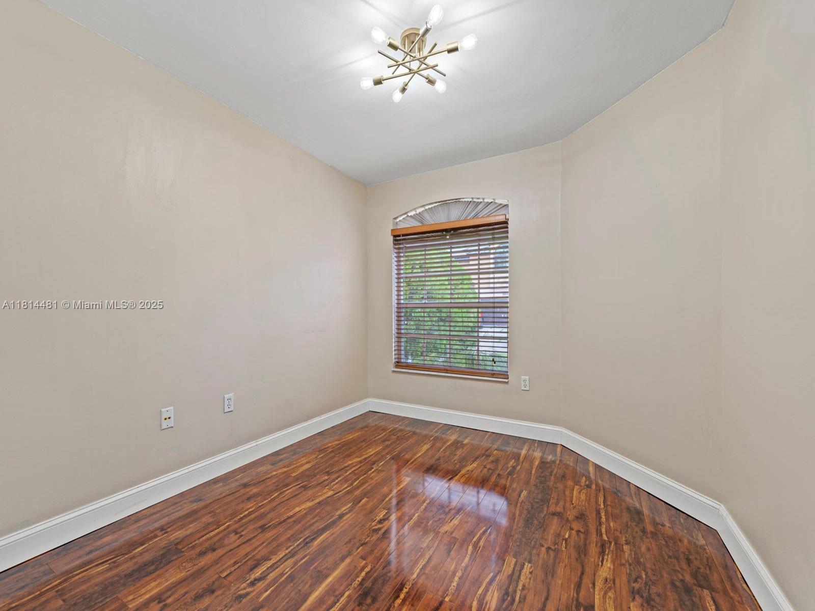 MARBELLA PARK 6TH ADDN - Residential