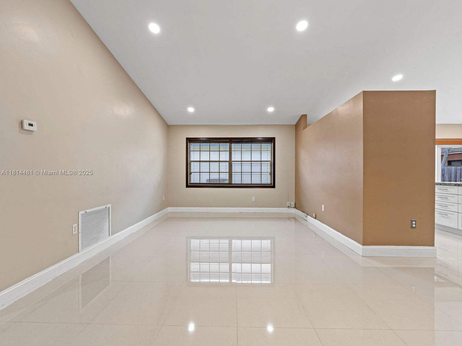 MARBELLA PARK 6TH ADDN - Residential