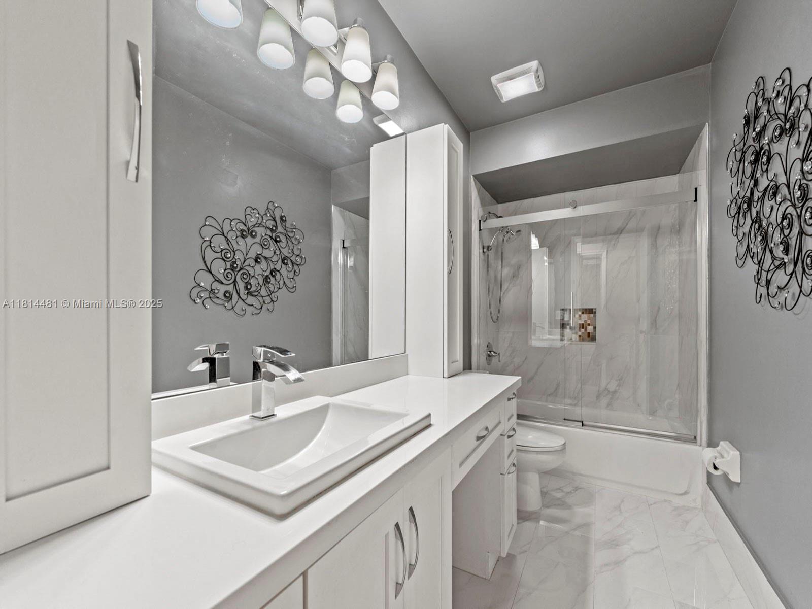 MARBELLA PARK 6TH ADDN - Residential