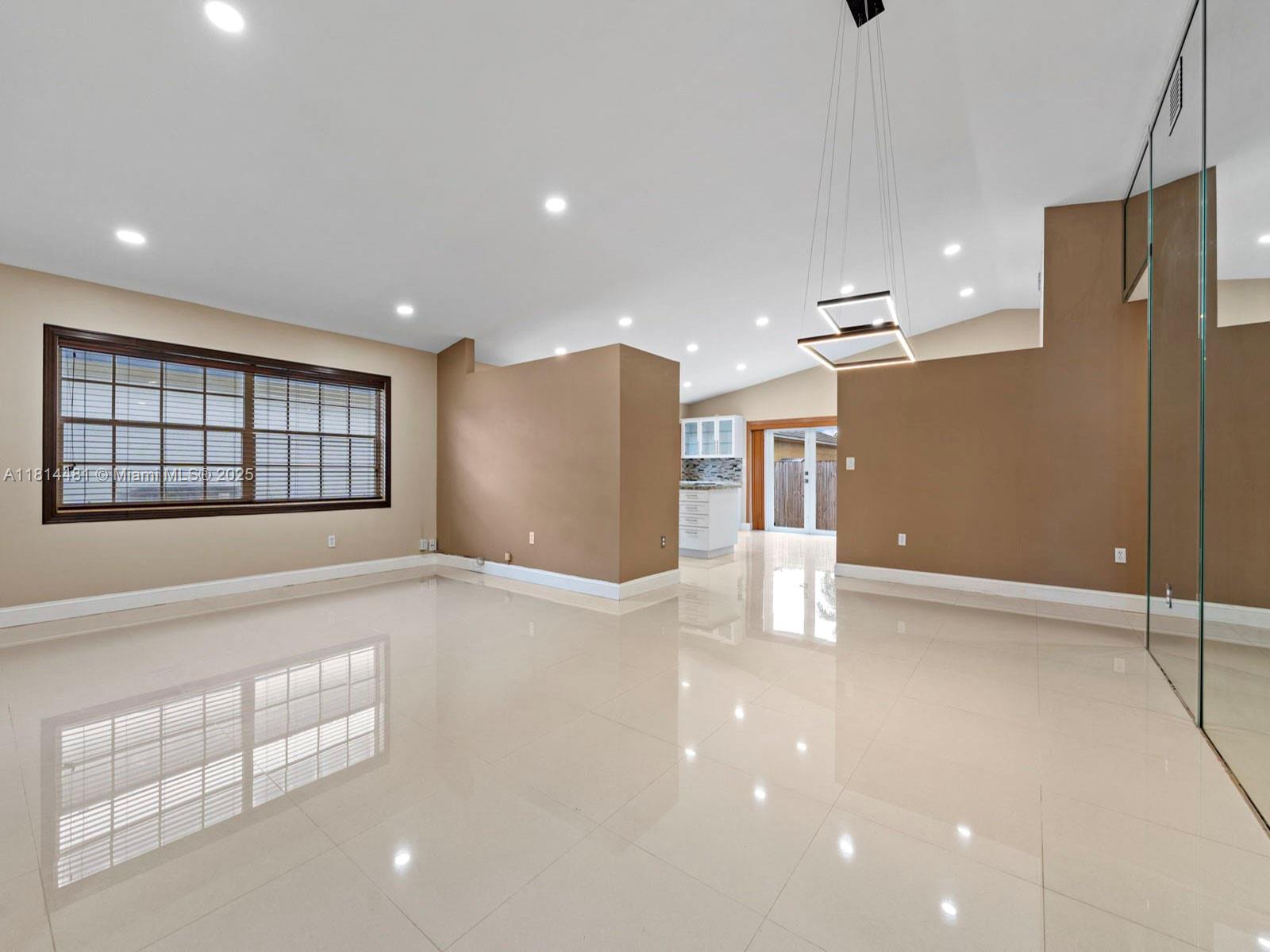 MARBELLA PARK 6TH ADDN - Residential