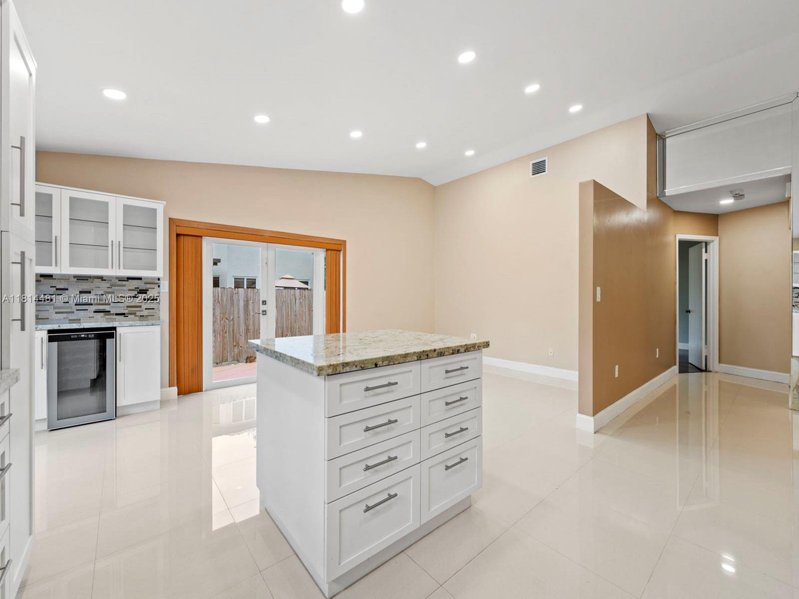 MARBELLA PARK 6TH ADDN - Residential