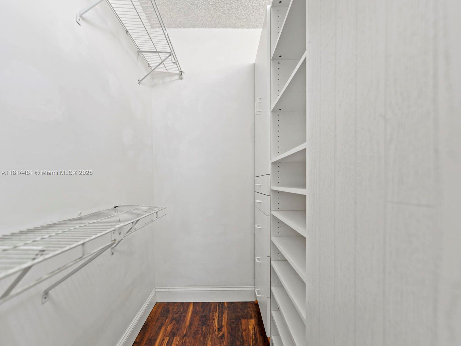 MARBELLA PARK 6TH ADDN - Residential