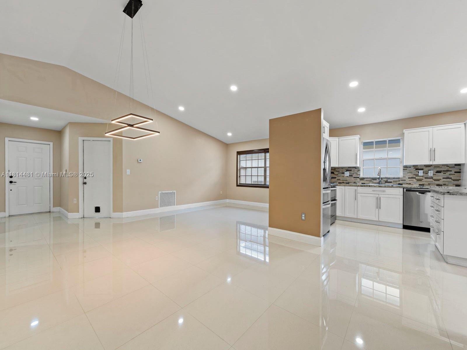 MARBELLA PARK 6TH ADDN - Residential