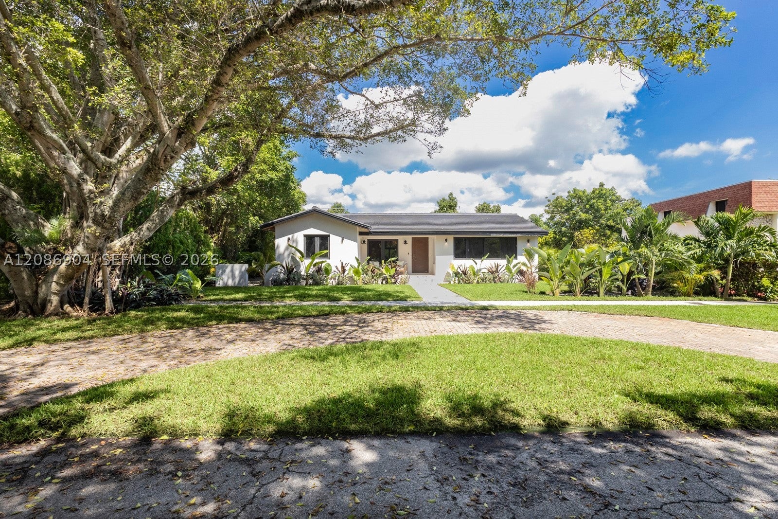 795 NE 94th St, Miami Shores, FL, 33138/$2,175,000 4 795 NE 94th St