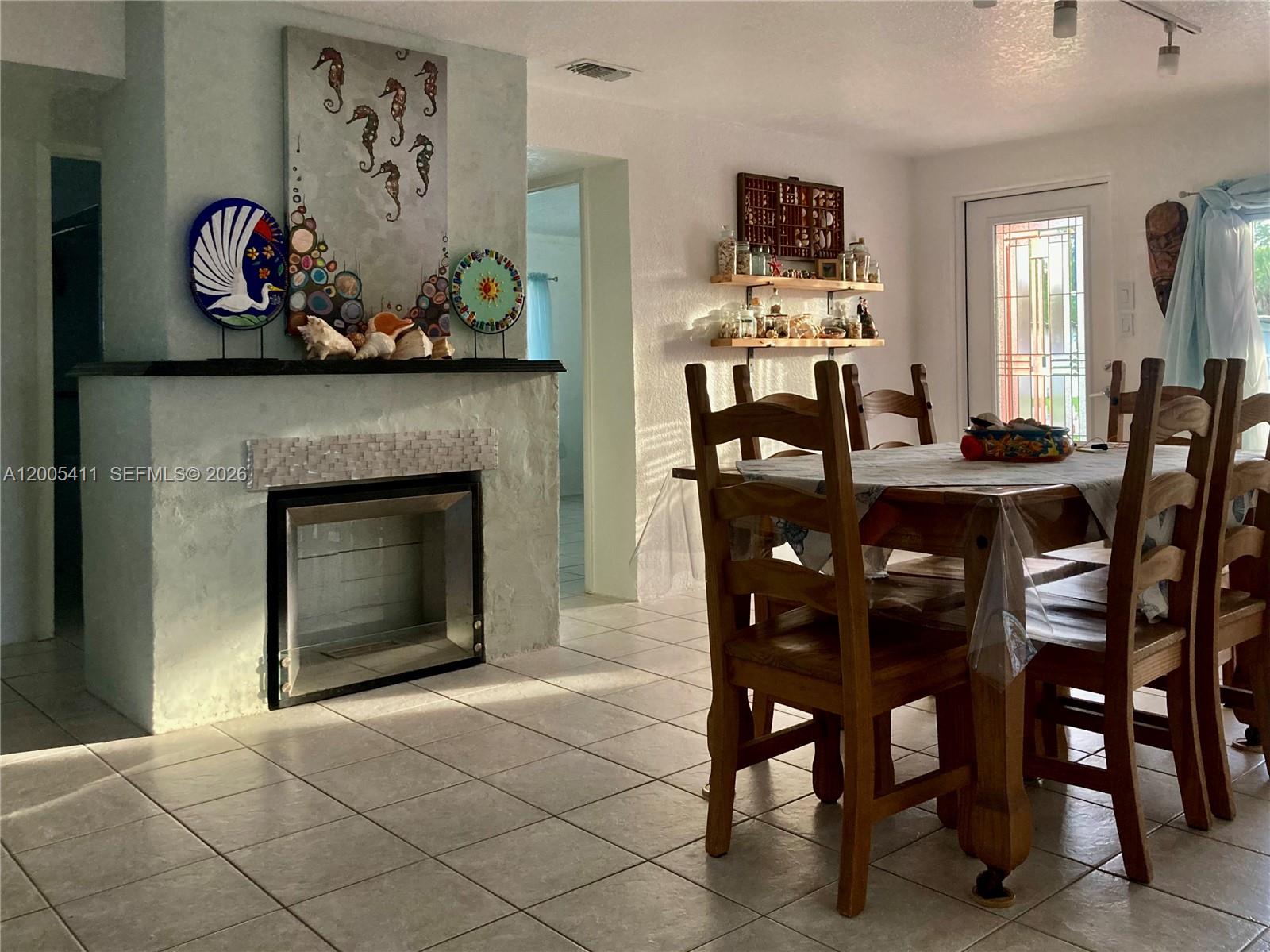 BAYSHORES - Residential