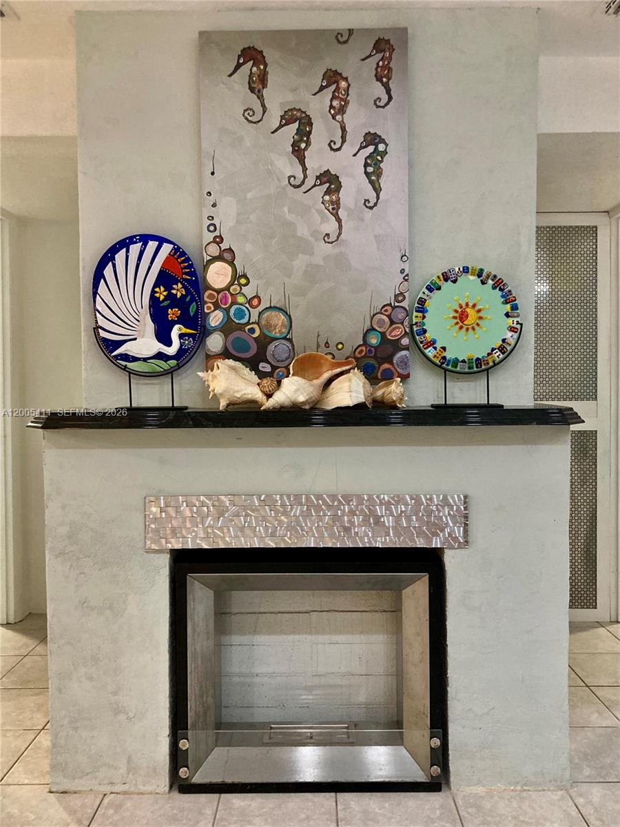 BAYSHORES - Residential