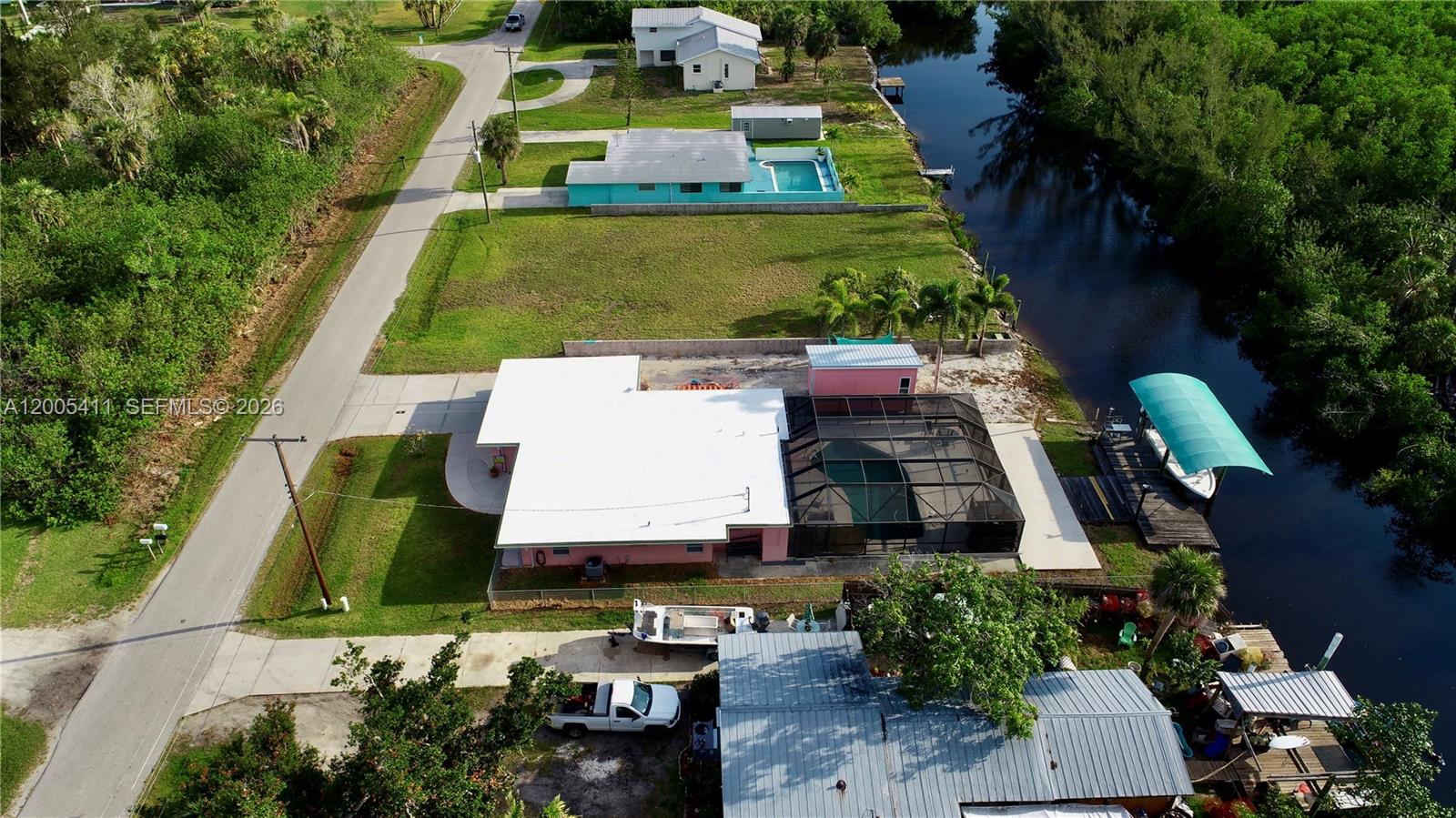 BAYSHORES - Residential