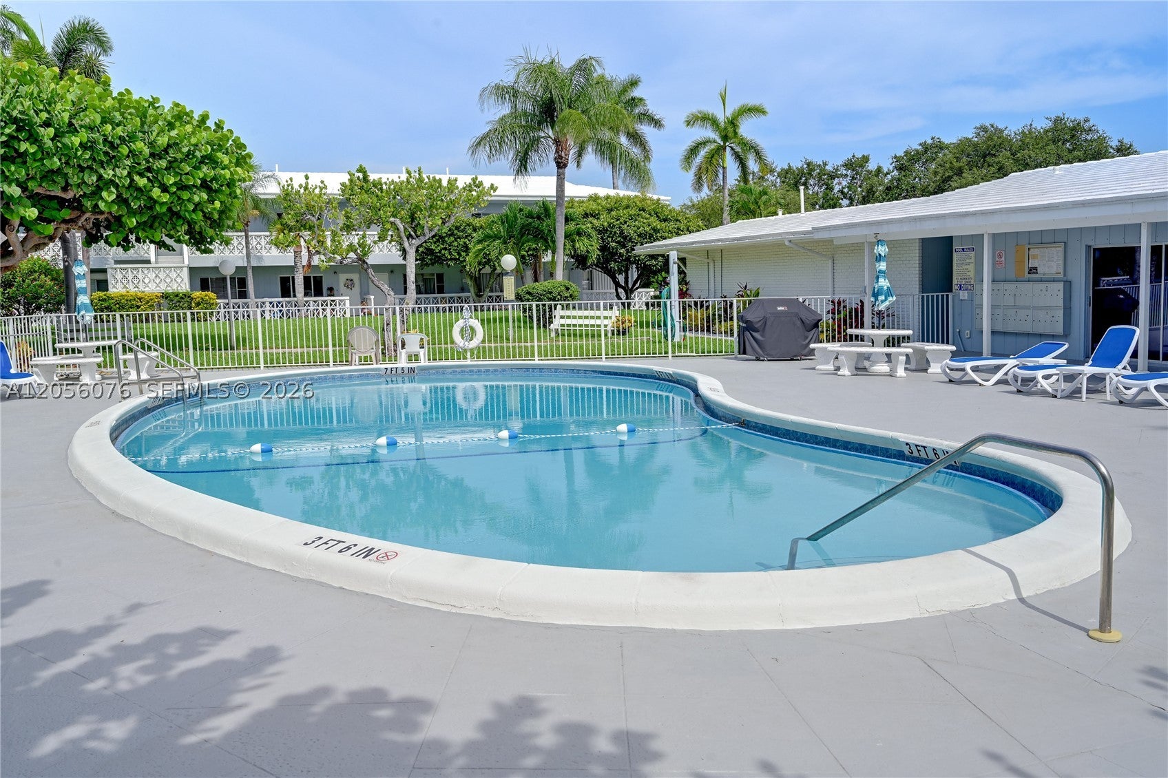 2170 NE 51 CT B6