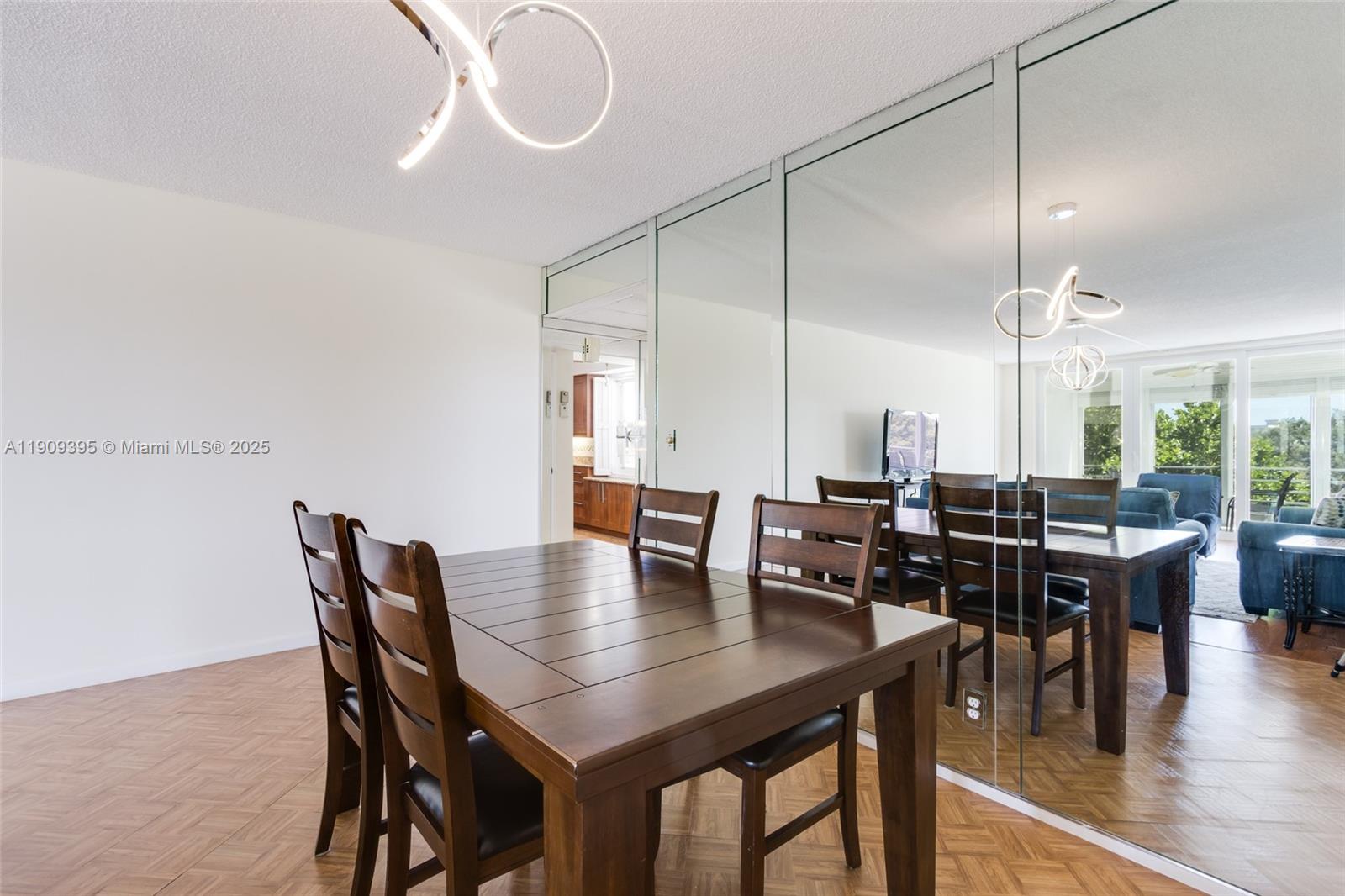 NO 20 PALM-AIRE COUNTRY C - Residential Lease