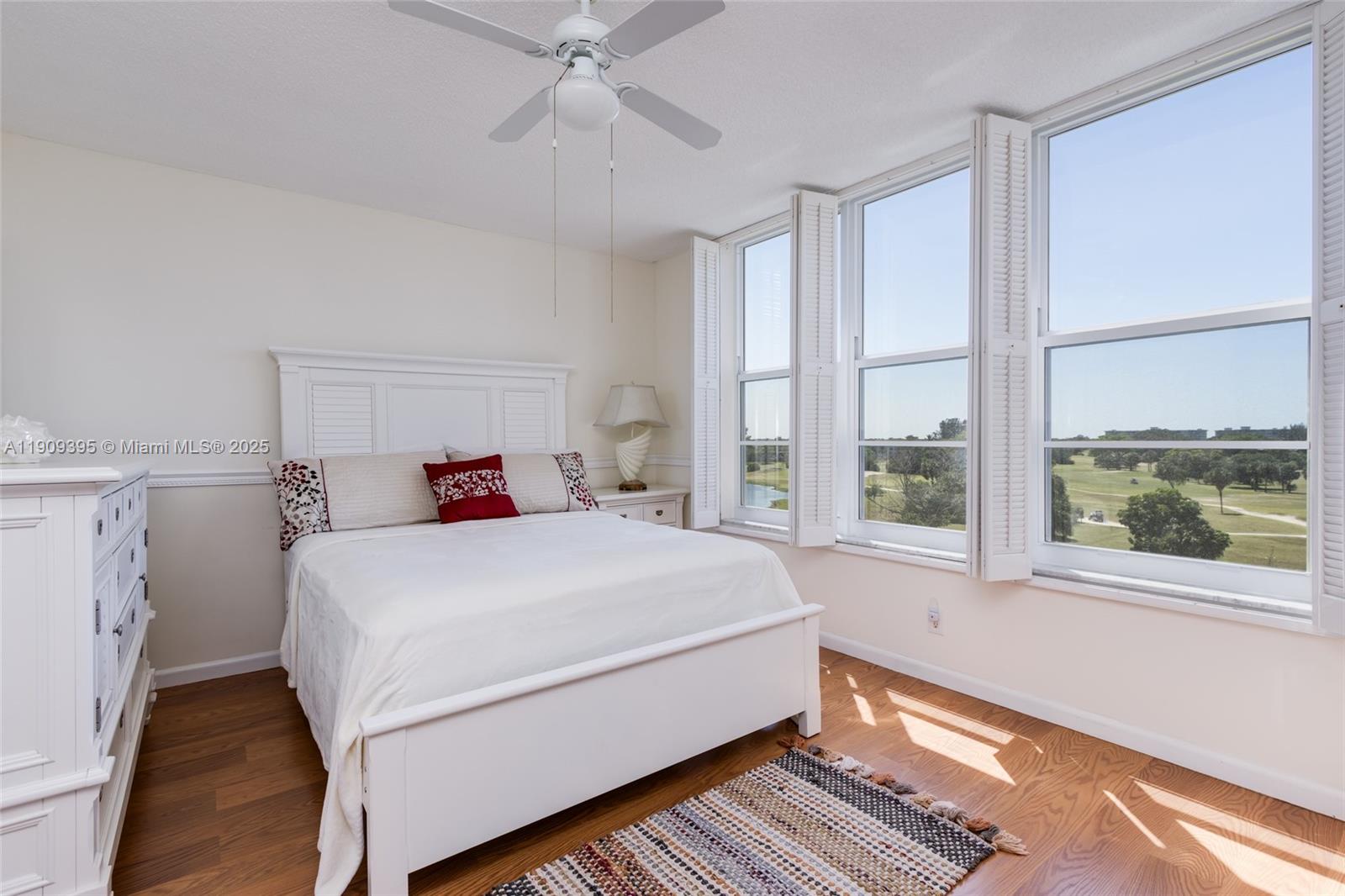 NO 20 PALM-AIRE COUNTRY C - Residential Lease