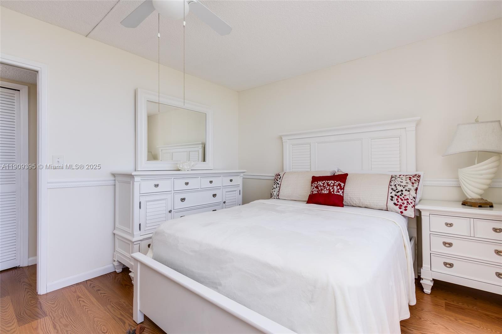 NO 20 PALM-AIRE COUNTRY C - Residential Lease