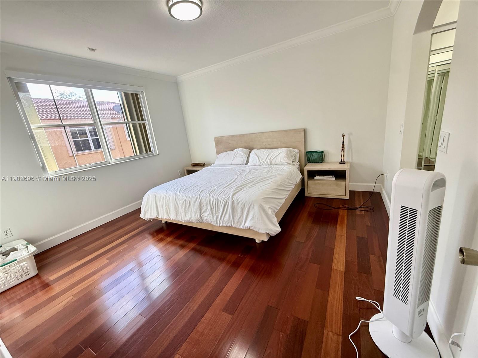 VILLA VIZCAYA CONDO - Residential Lease