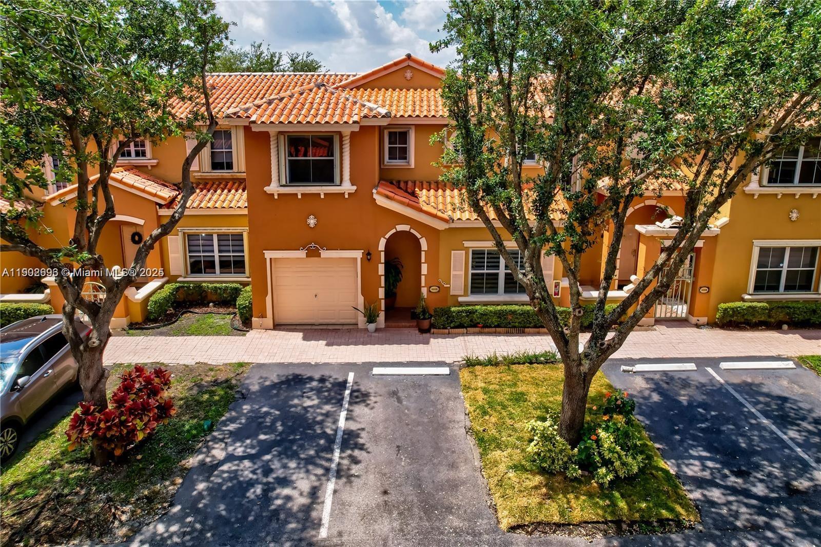 VILLA VIZCAYA CONDO - Residential Lease