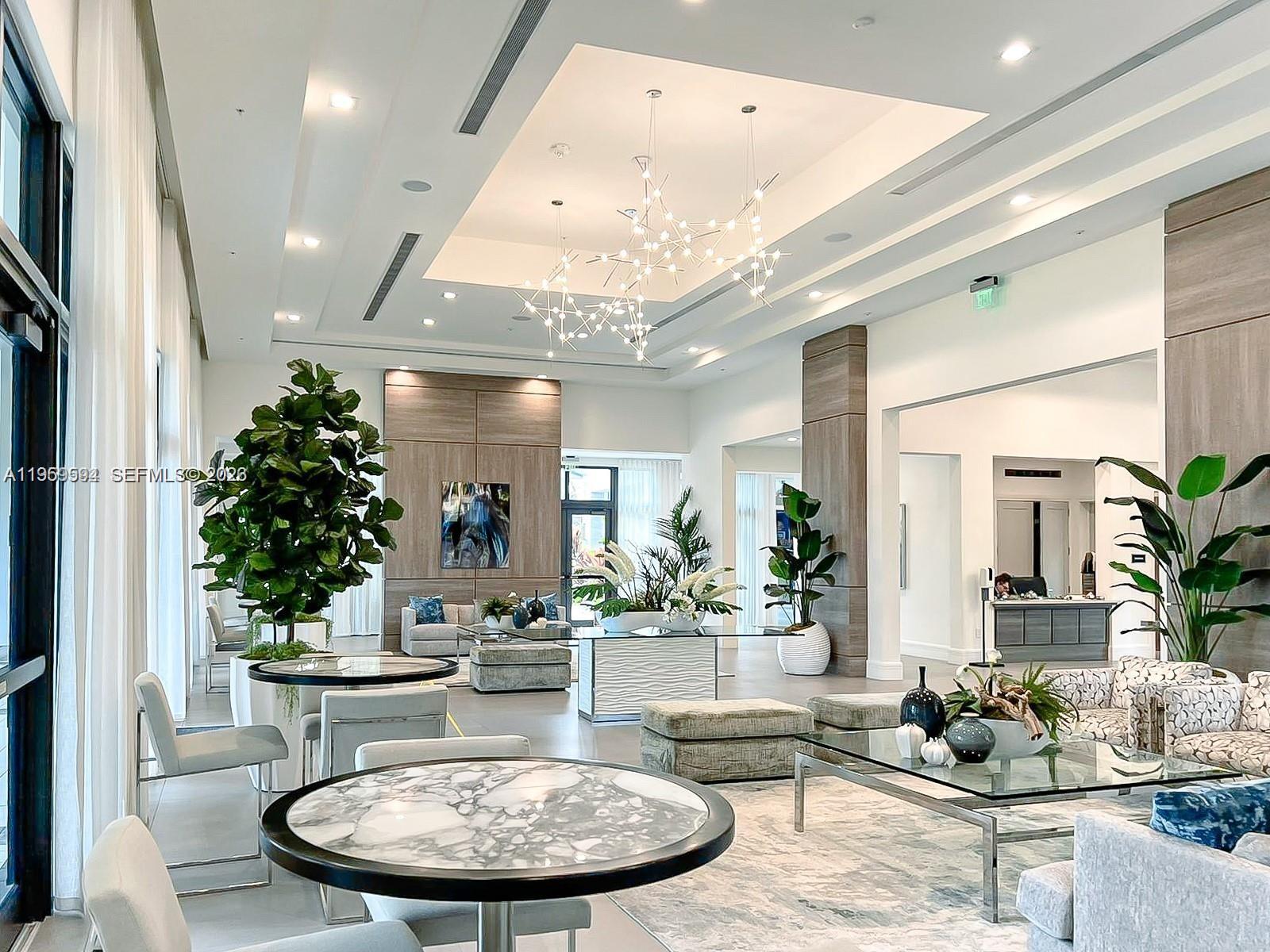 DOWNTOWN DORAL SOUTH PHAS - Residential Lease