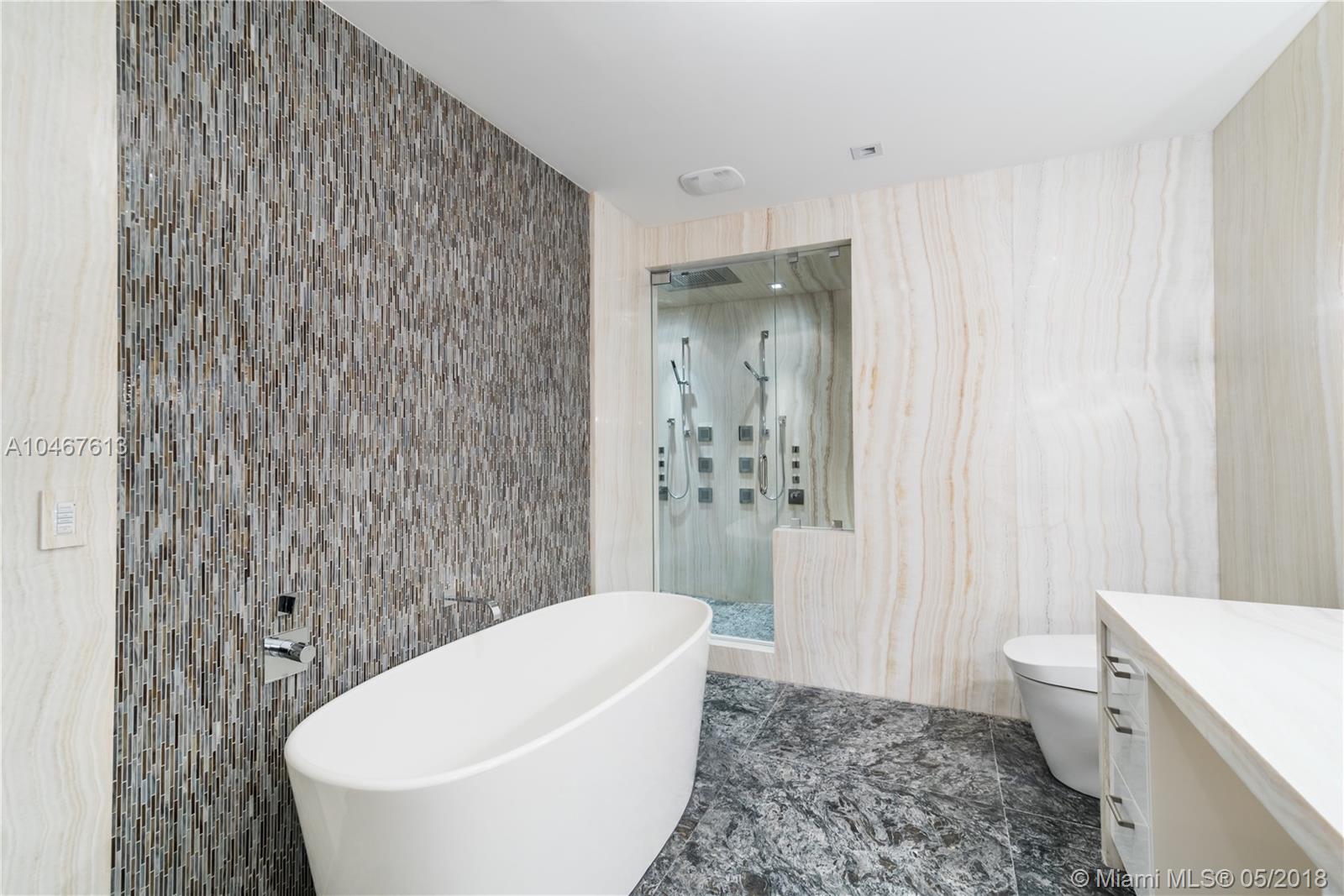 17749 COLLINS AVENUE COND - Residential