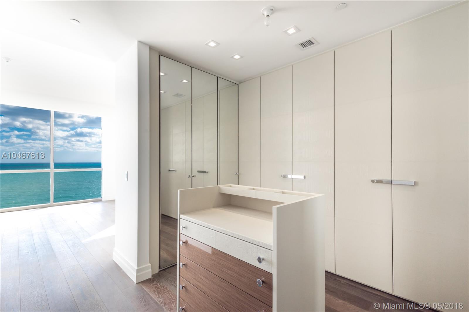 17749 COLLINS AVENUE COND - Residential