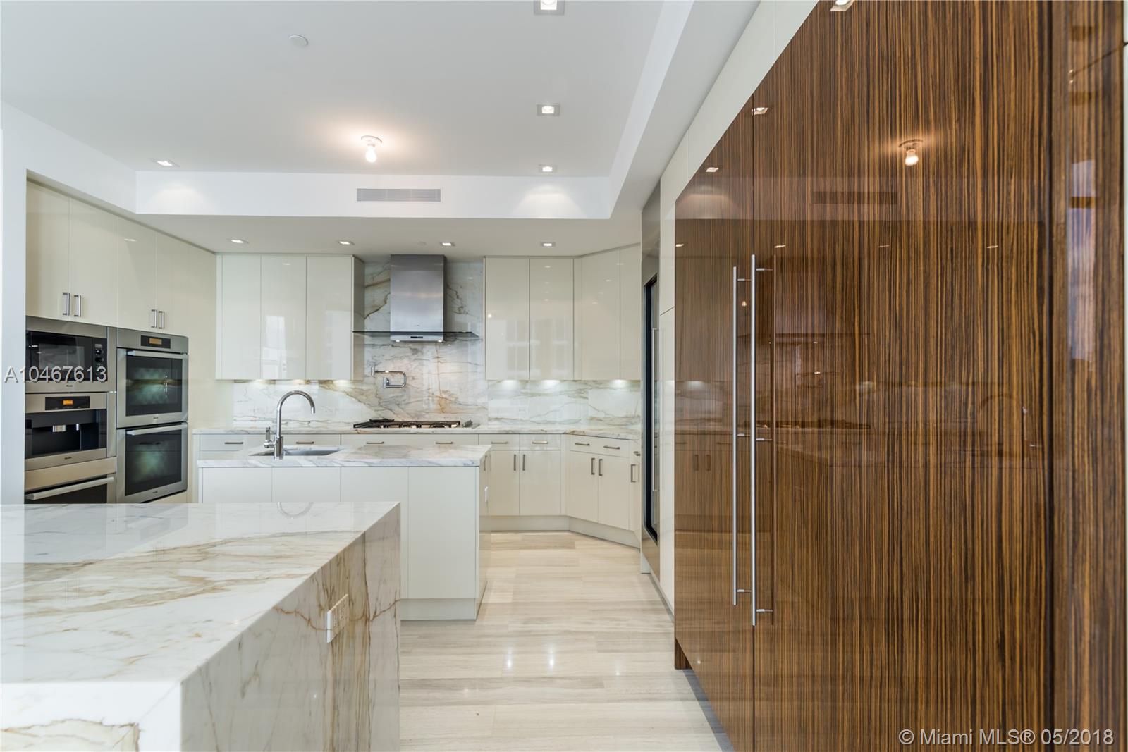 17749 COLLINS AVENUE COND - Residential