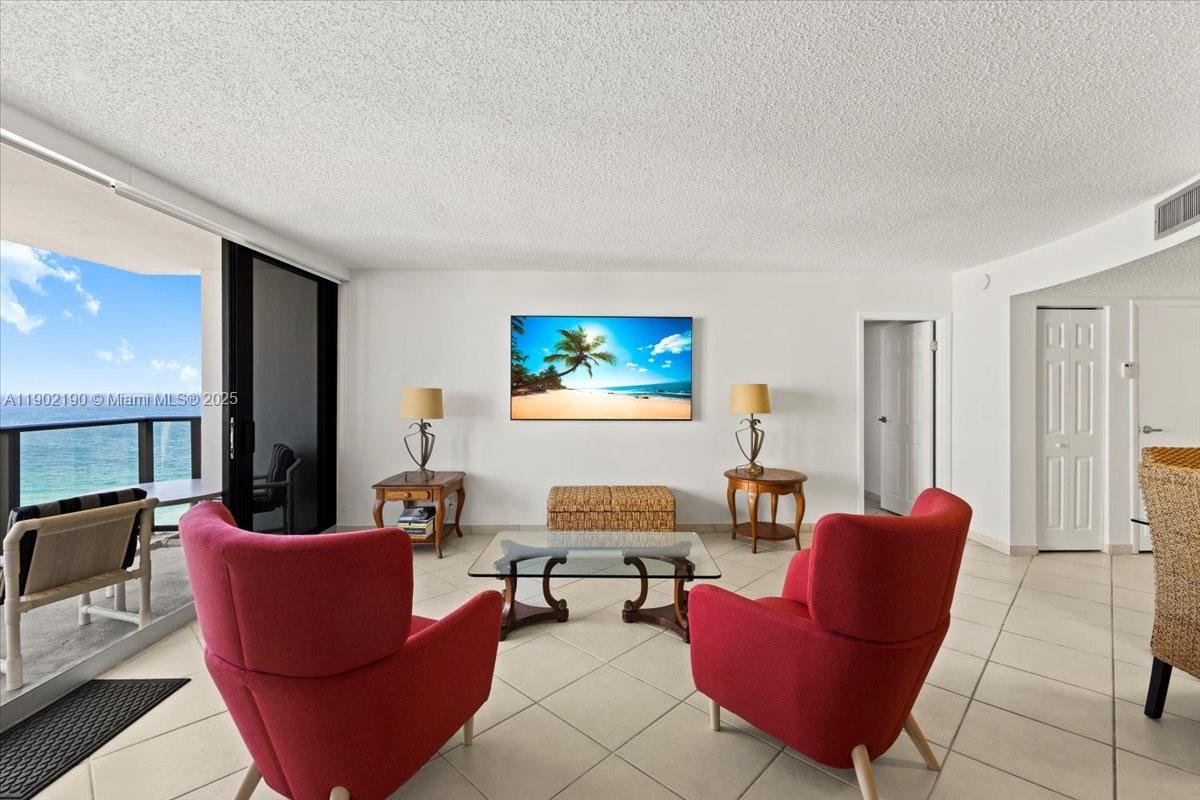 CATANIA CONDO - Residential