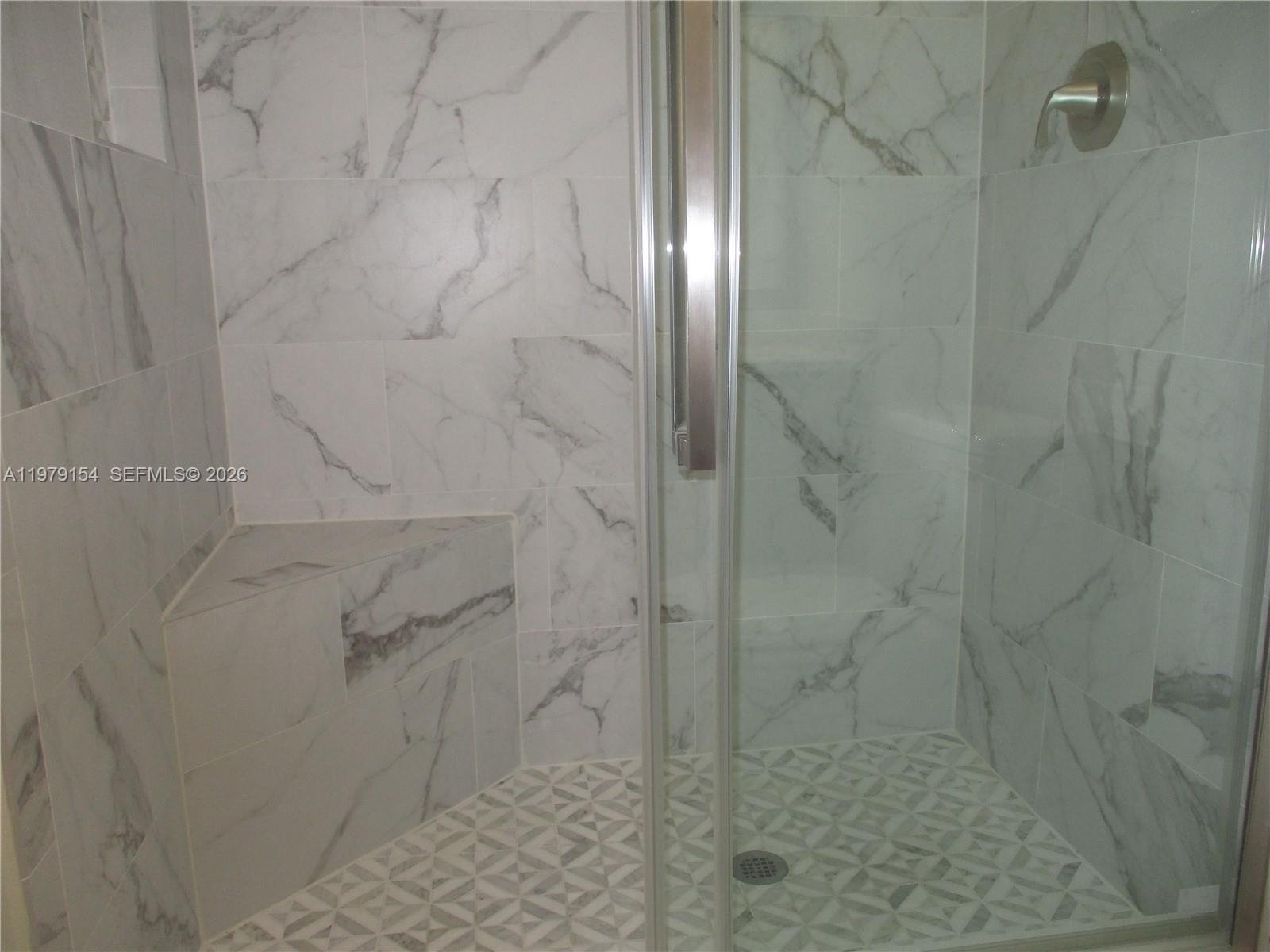 TWIN LAKES SOUTH & TOWN V - Residential