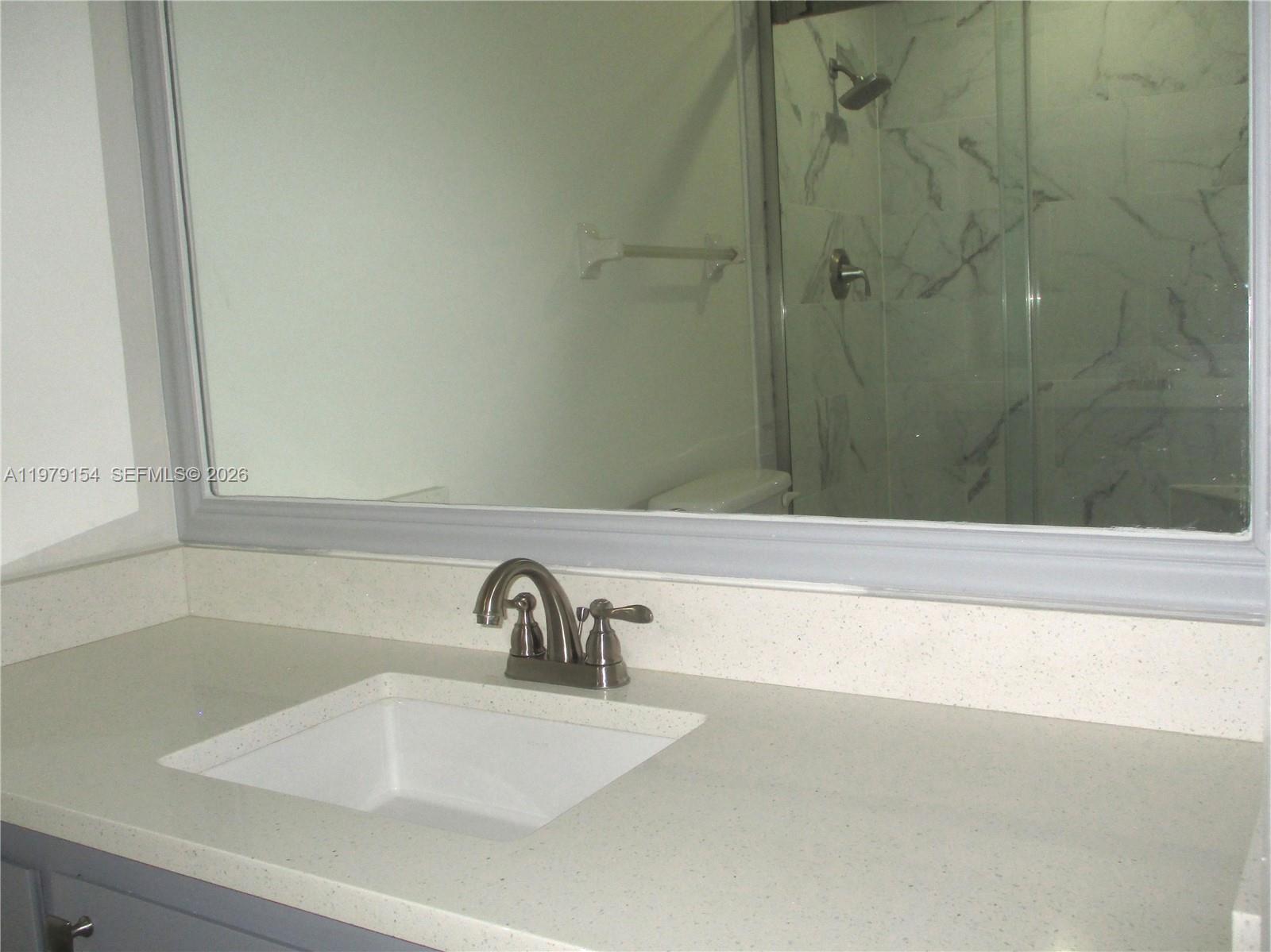 TWIN LAKES SOUTH & TOWN V - Residential