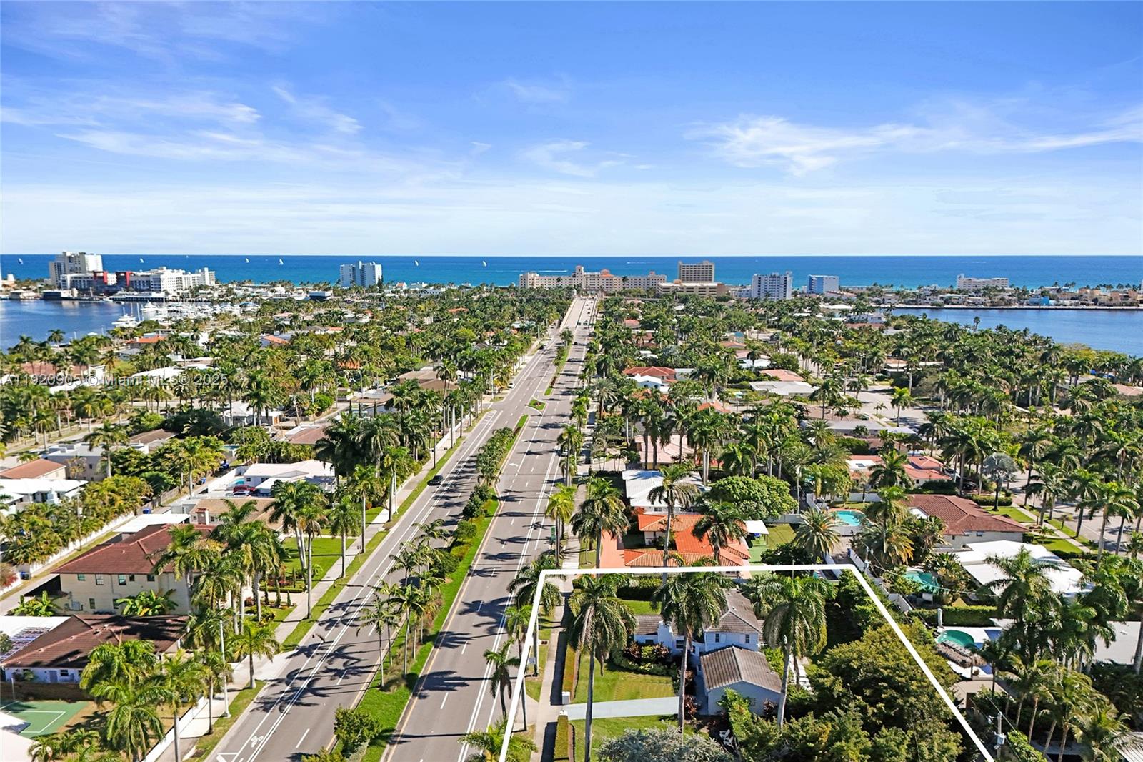 HOLLYWOOD LAKES SECTION - Residential Lease