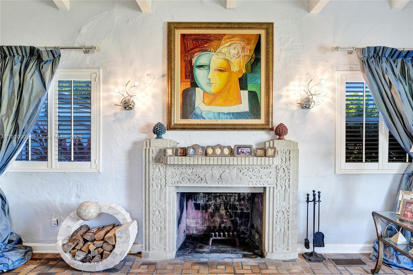 HOLLYWOOD LAKES SECTION - Residential Lease