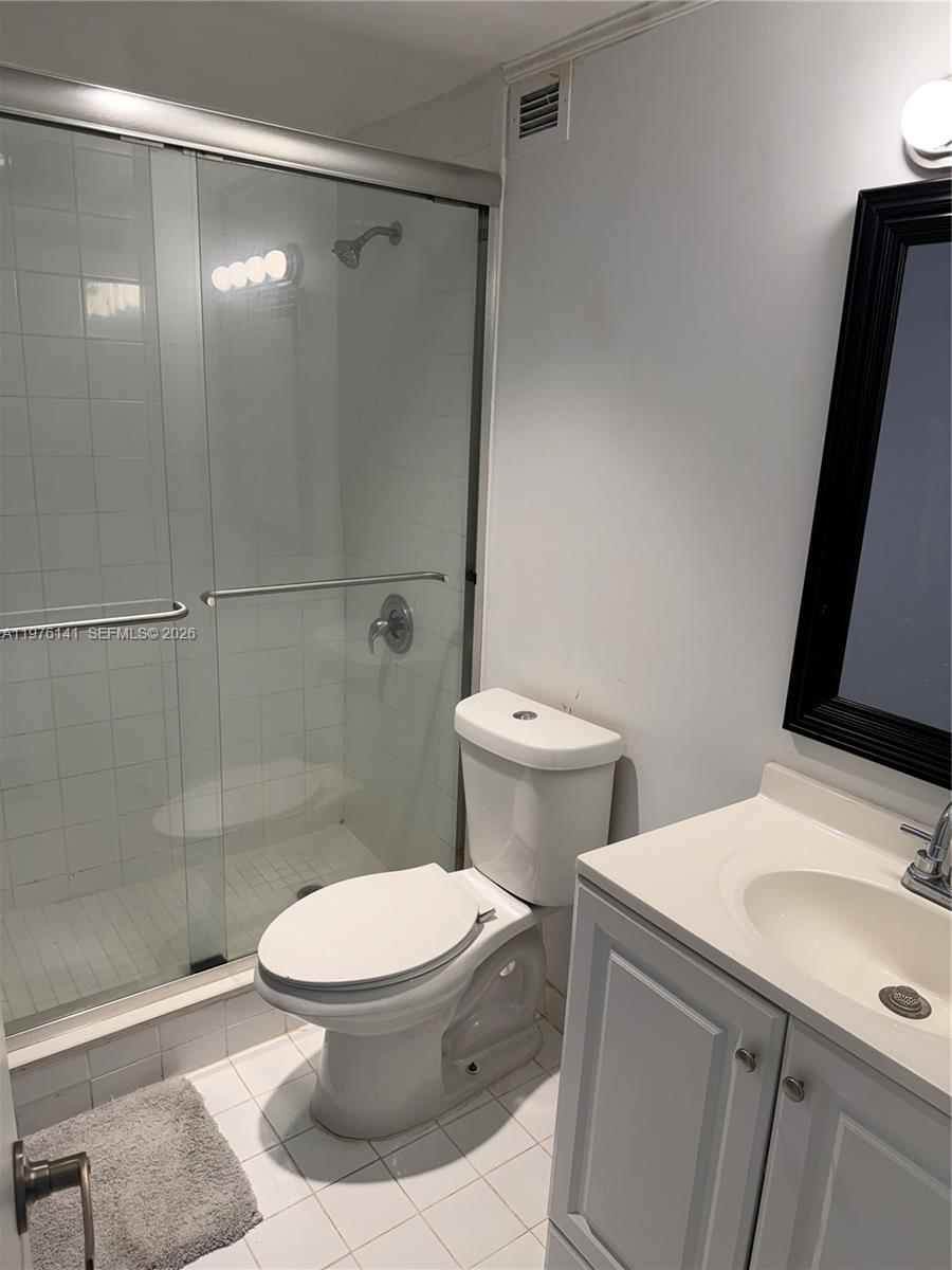 COASTAL TOWERS CONDO - Residential Lease