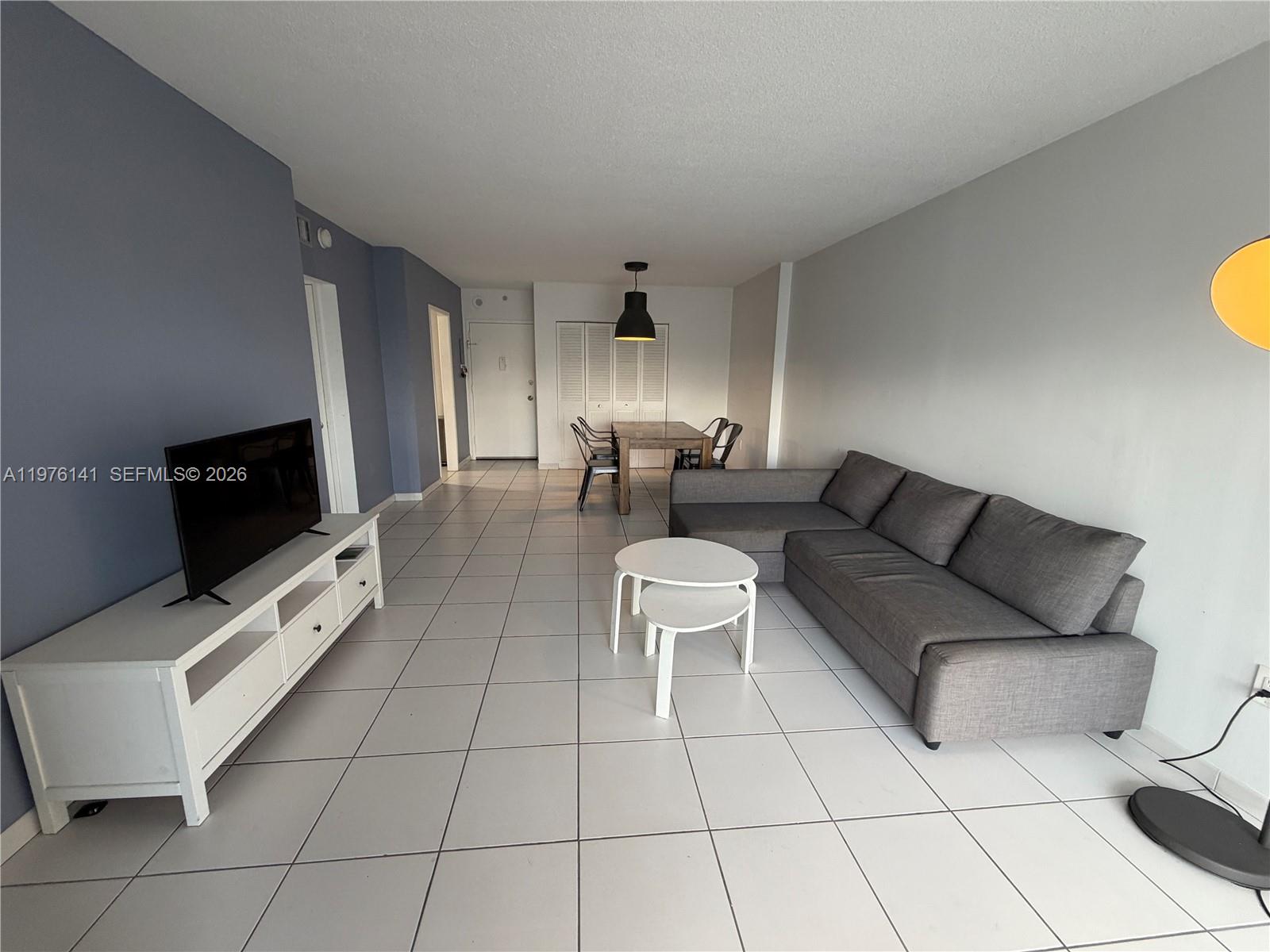 400 N Kings Point Dr 1026