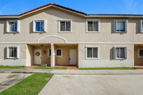 13921 SW 173rd Ter Miami FL 33177