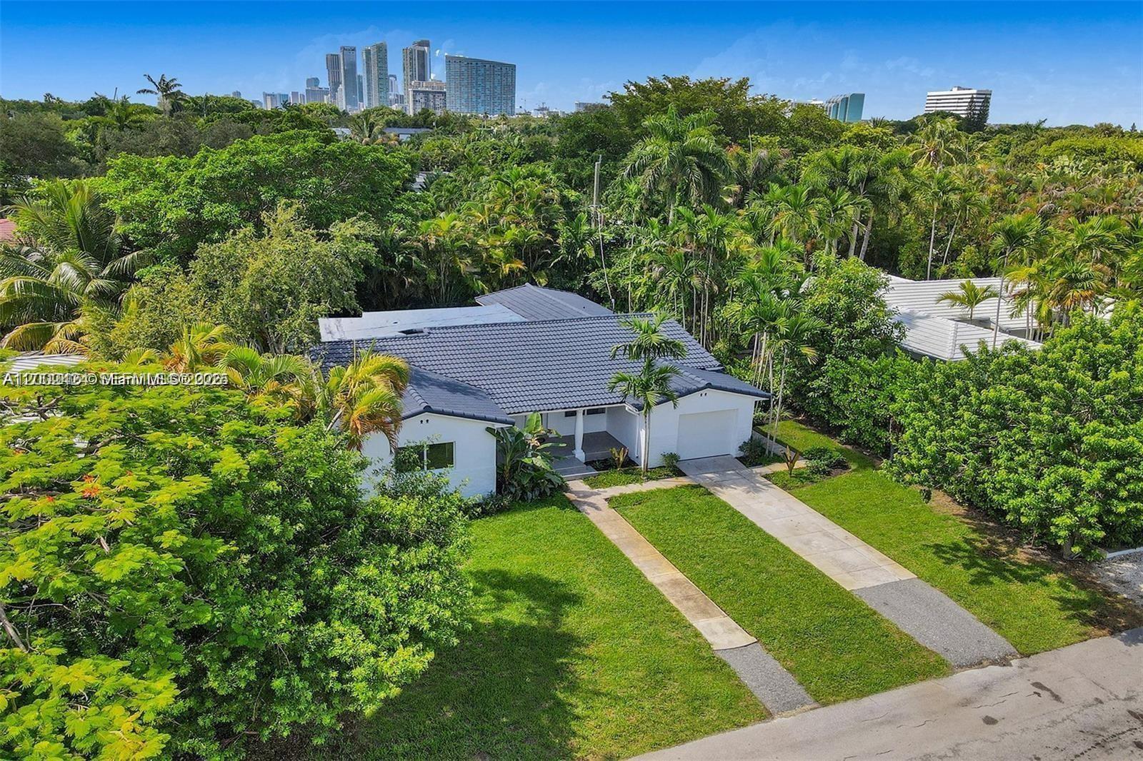 PARK PLAZA - Residential Lease