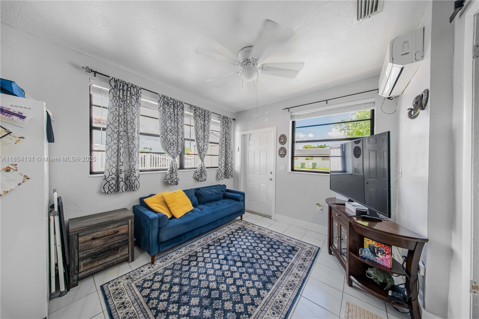 DOUGLAS ESTS 1ST ADDN - Residential