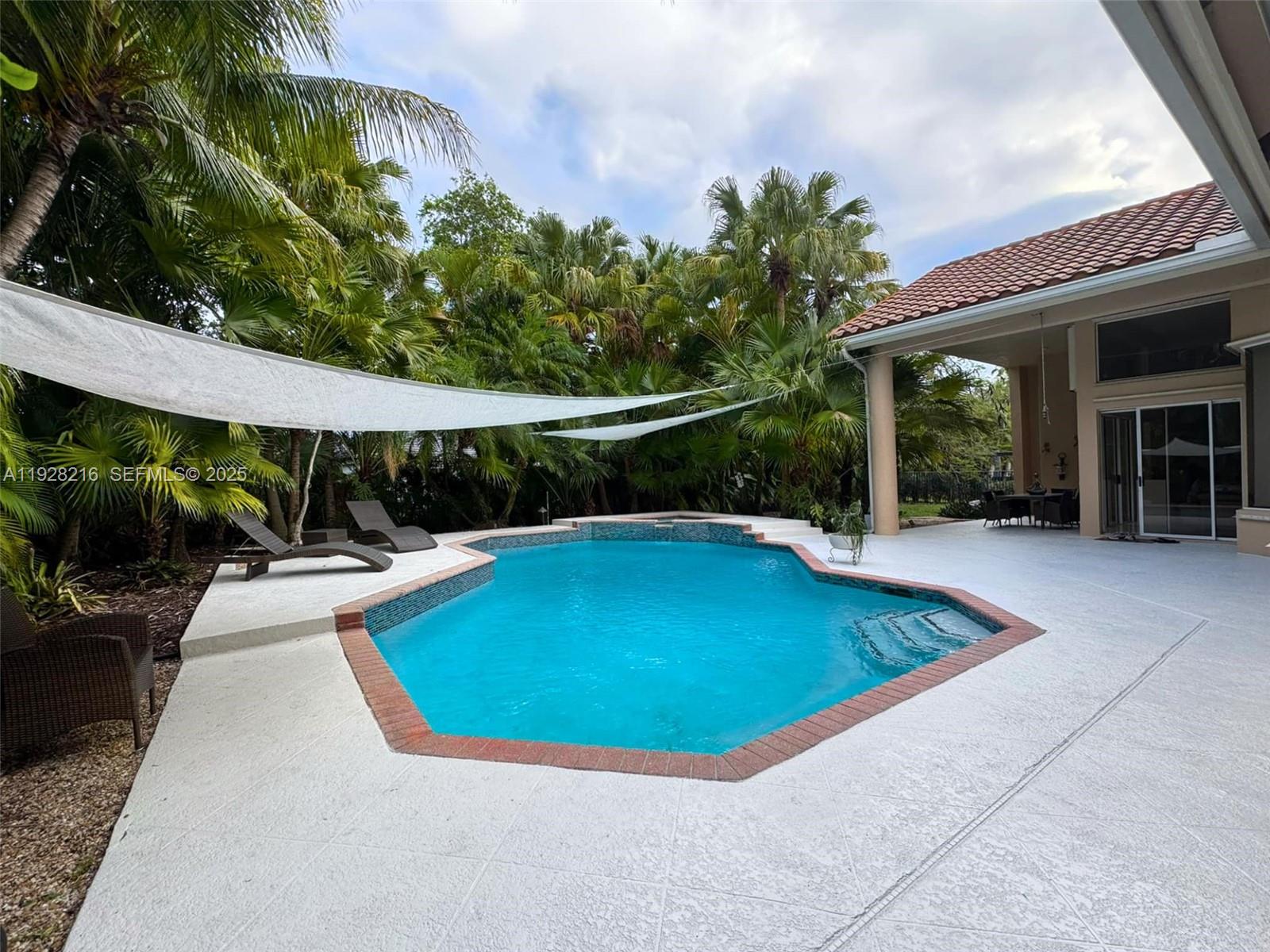 PALM ISLAND (SECTOR 6) - Residential