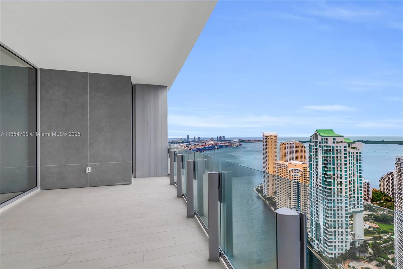 Aston Martin Residences - Residential