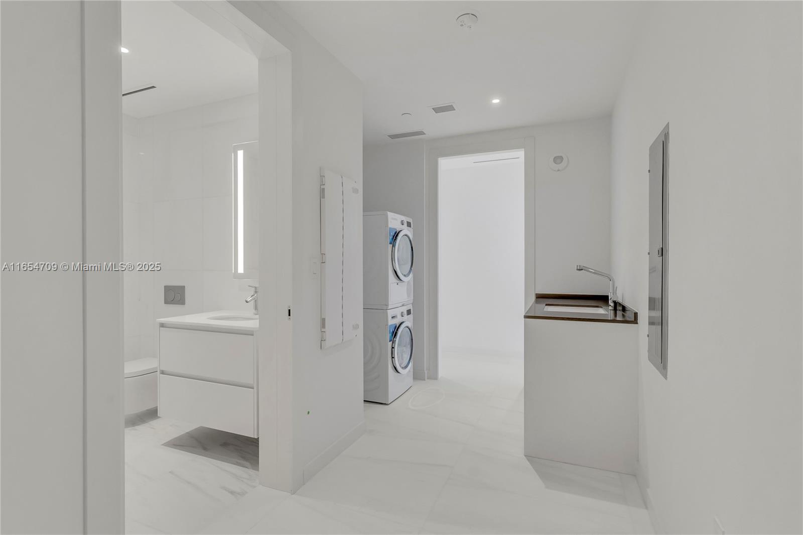 Aston Martin Residences - Residential