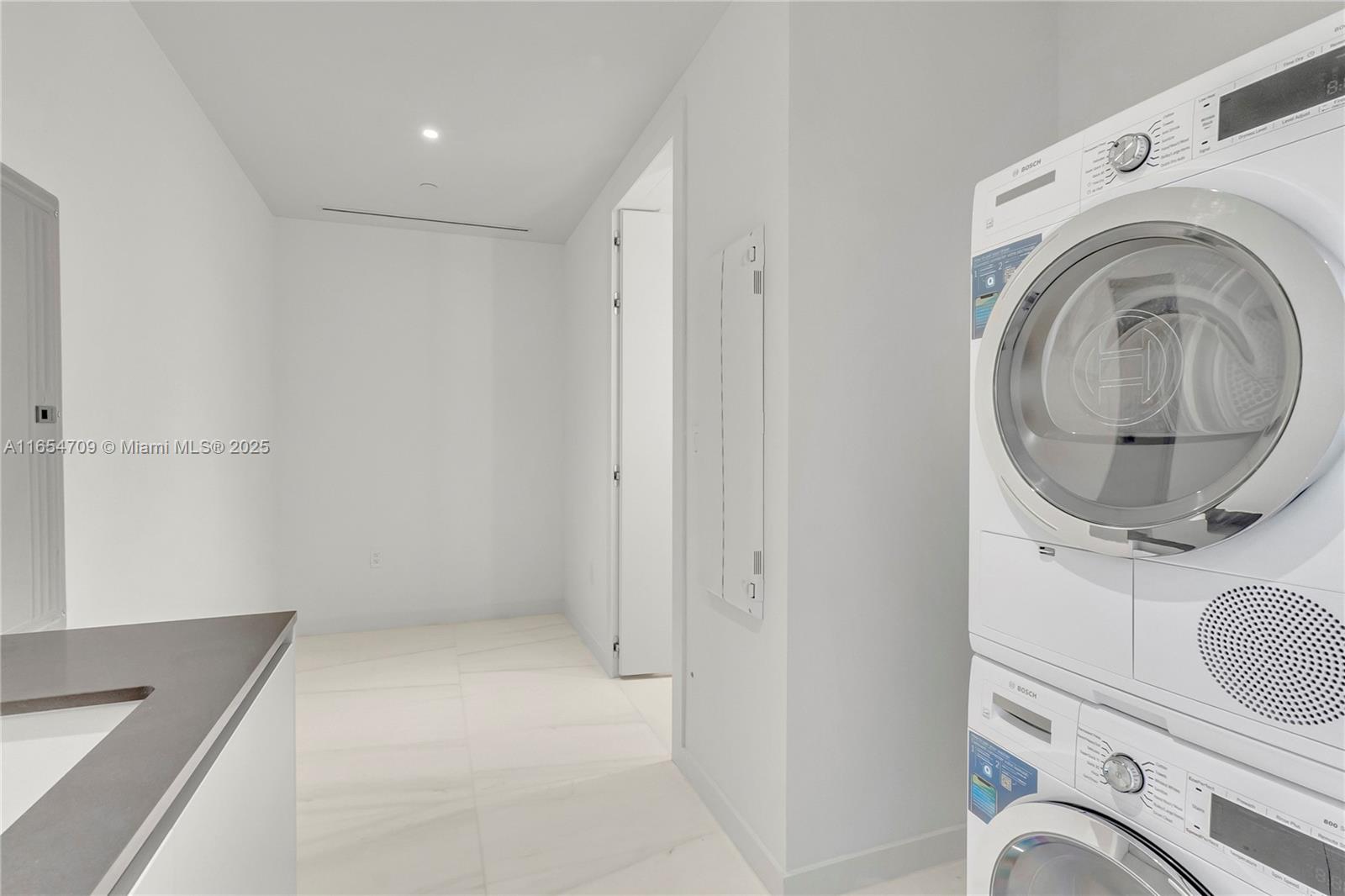 Aston Martin Residences - Residential