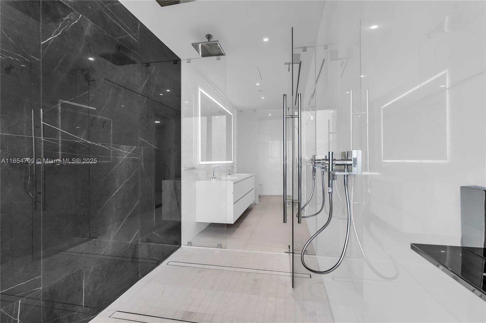 Aston Martin Residences - Residential