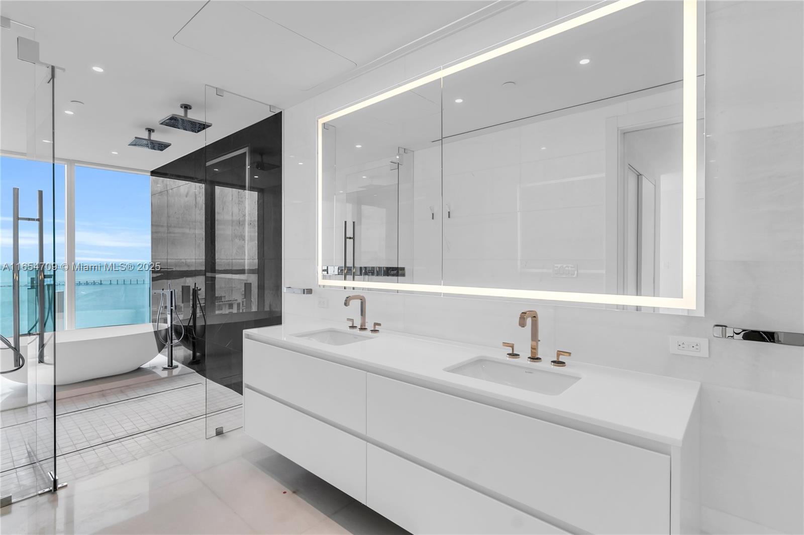 Aston Martin Residences - Residential