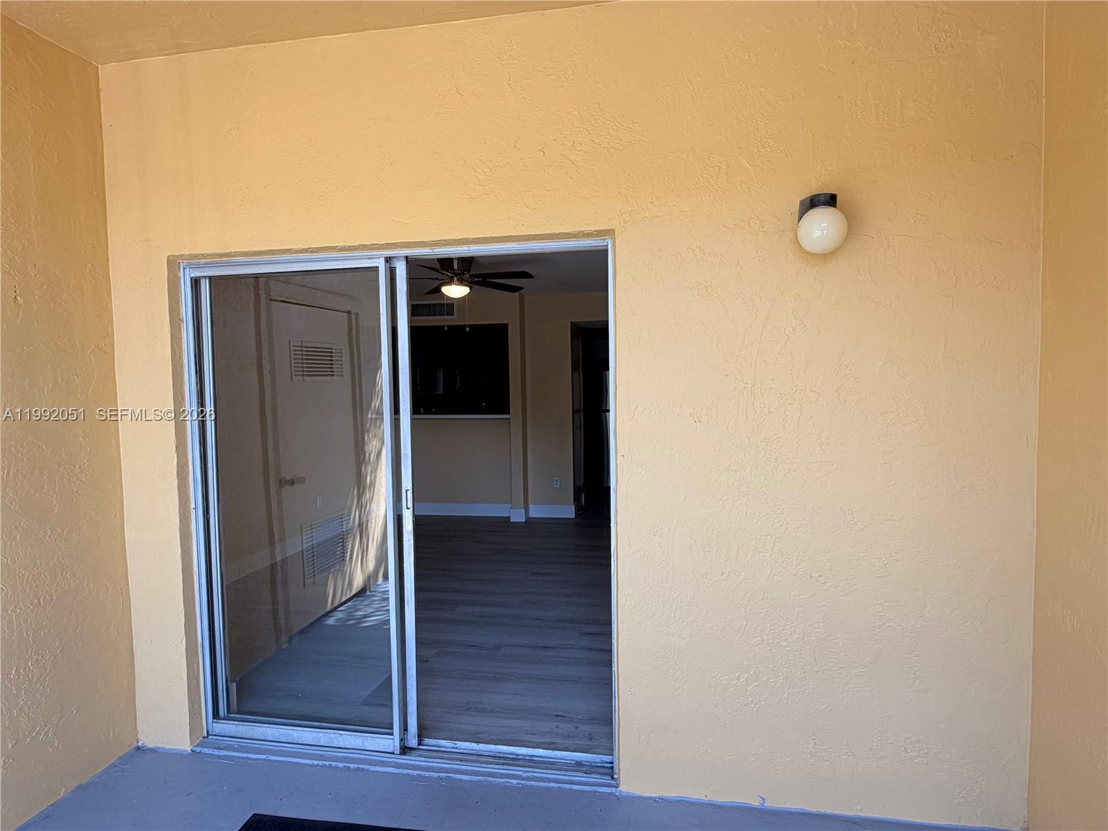 HAMMOCKS TRAILS CONDO - Residential Lease
