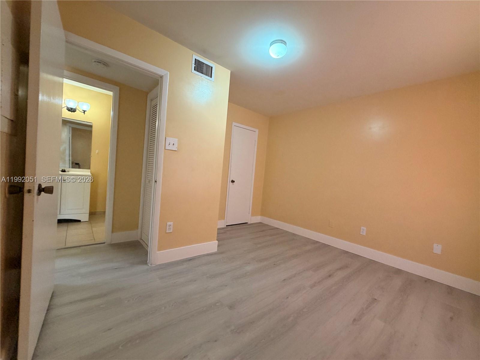 HAMMOCKS TRAILS CONDO - Residential Lease