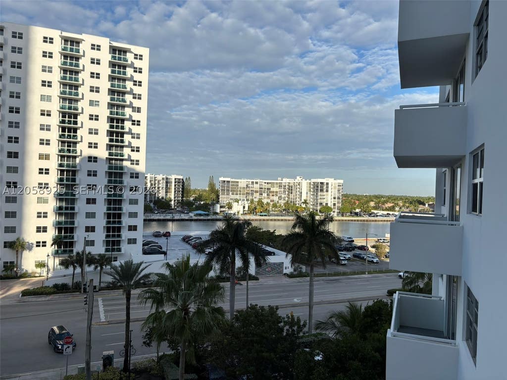 Photo of 3001 S Ocean Dr #639, Hollywood, FL 33019 (MLS # A12058925)