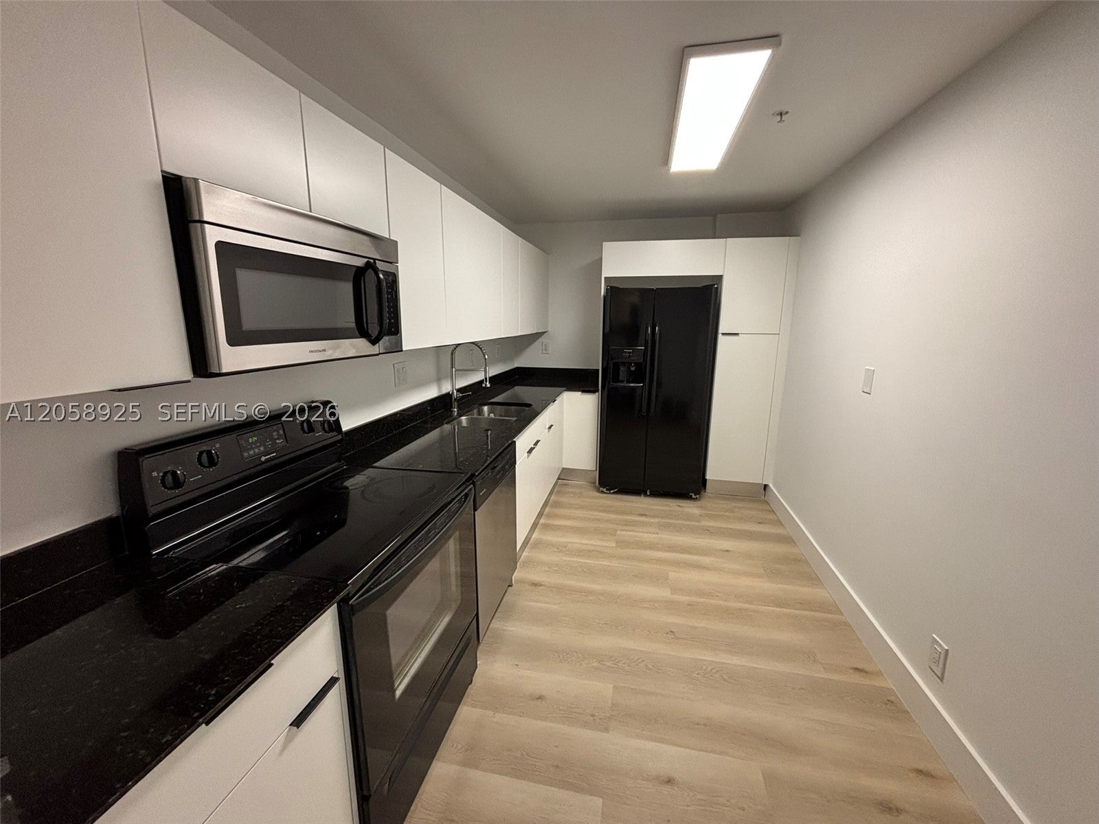 3001 S Ocean Dr 639