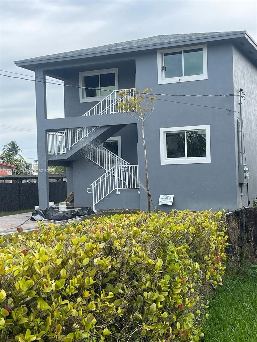 Rental Property at 1961 Nw 25th Ave 1, Miami, Broward County, Florida - Bedrooms: 5 
Bathrooms: 3  - $4,500 MO.