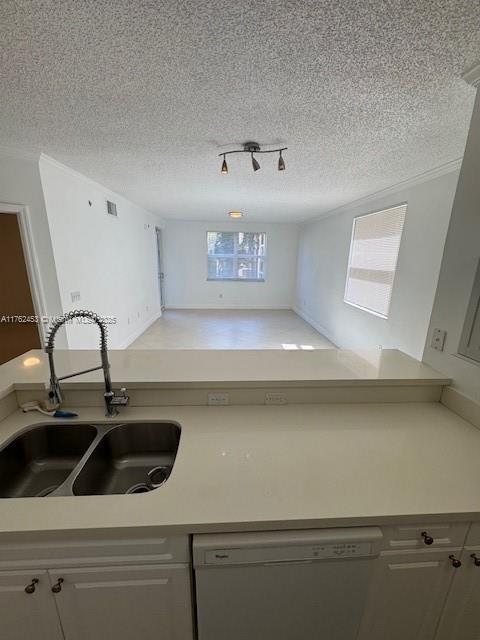 PORTO BELLAGIO CONDO - Residential